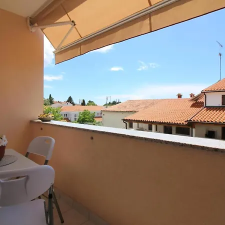 Apartment Milka In In Strandnaehe